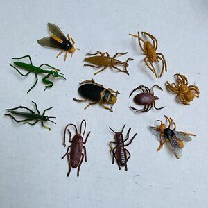 Insects Beetle Fly Weevil Mantis Spider Grasshopper 11 Pieces 2in Vintage 1989